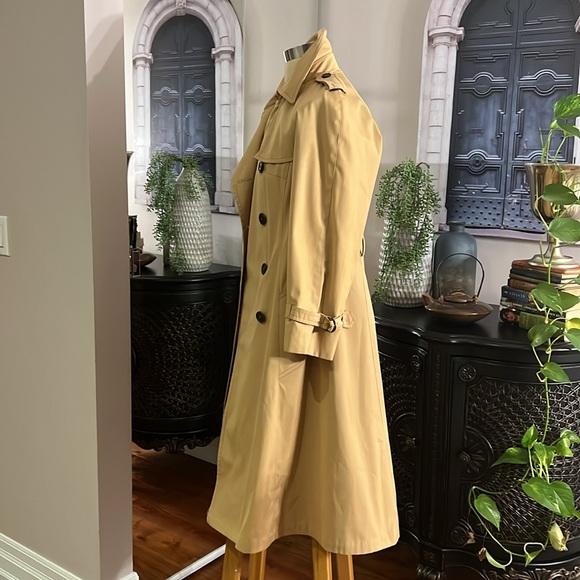 London Fog Tan Trench Coat - Picture 13 of 16